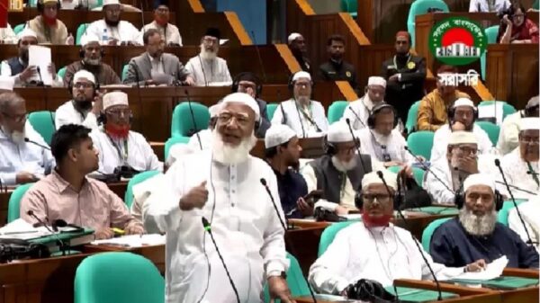 আন্দোলনের পথেই ফিরবেন, জানালেন বিরোধী দলীয় নেতা