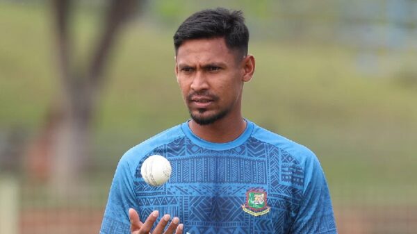 মুস্তাফিজের বিশ্বরেকর্ড: আমিরকে ছাড়িয়ে টি-টোয়েন্টিতে নতুন ইতিহাস