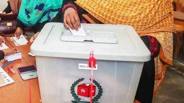 বগুড়া ও শেরপুরে ভোটগ্রহণ চলছে: কার দখলে যাচ্ছে সংসদ সদস্য পদ?