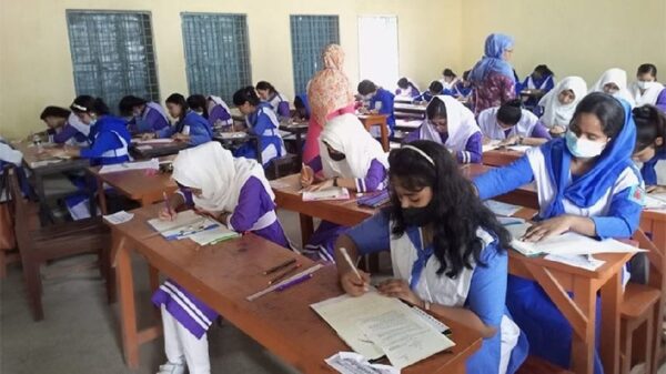 ১৮ লাখ শিক্ষার্থীর স্বপ্নযাত্রা: শুরু হলো ২০২৬ সালের এসএসসি ও সমমান পরীক্ষা