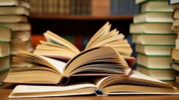 আজ বিশ্ব বই দিবস